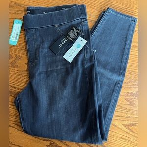 Liver Pool Black Pull on Jeans